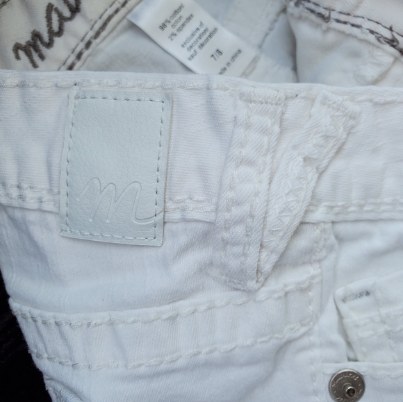 Maurice's White Shorts Size 7 / 8 - Picture 6 of 8